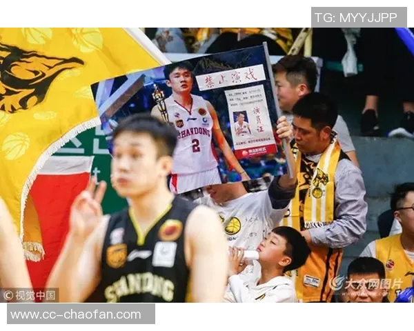 马内挺身而出安抚球迷呼吁全队团结迎战决赛